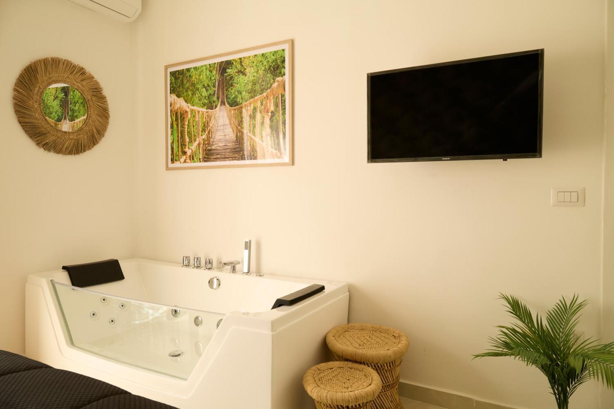 Napoli Central Lumina Suites Zewnętrze zdjęcie